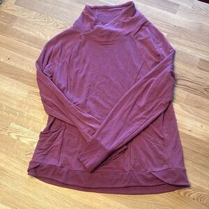 Yogalicious cowl neck top Sz XL THUMB HOLES​